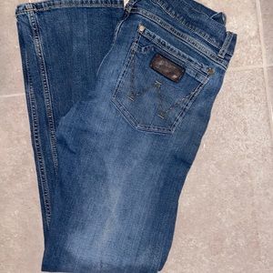 Men’s Wrangler Retro